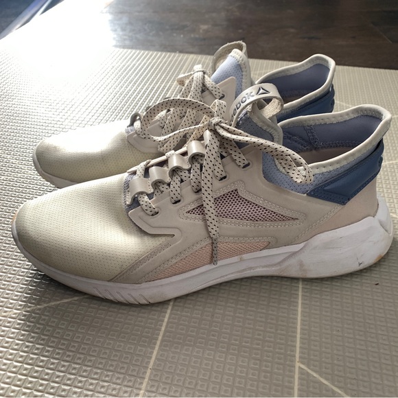 Reebok Women's Freestyle Motion Low Cut Training Shoes size 9 - Picture 7 of 9